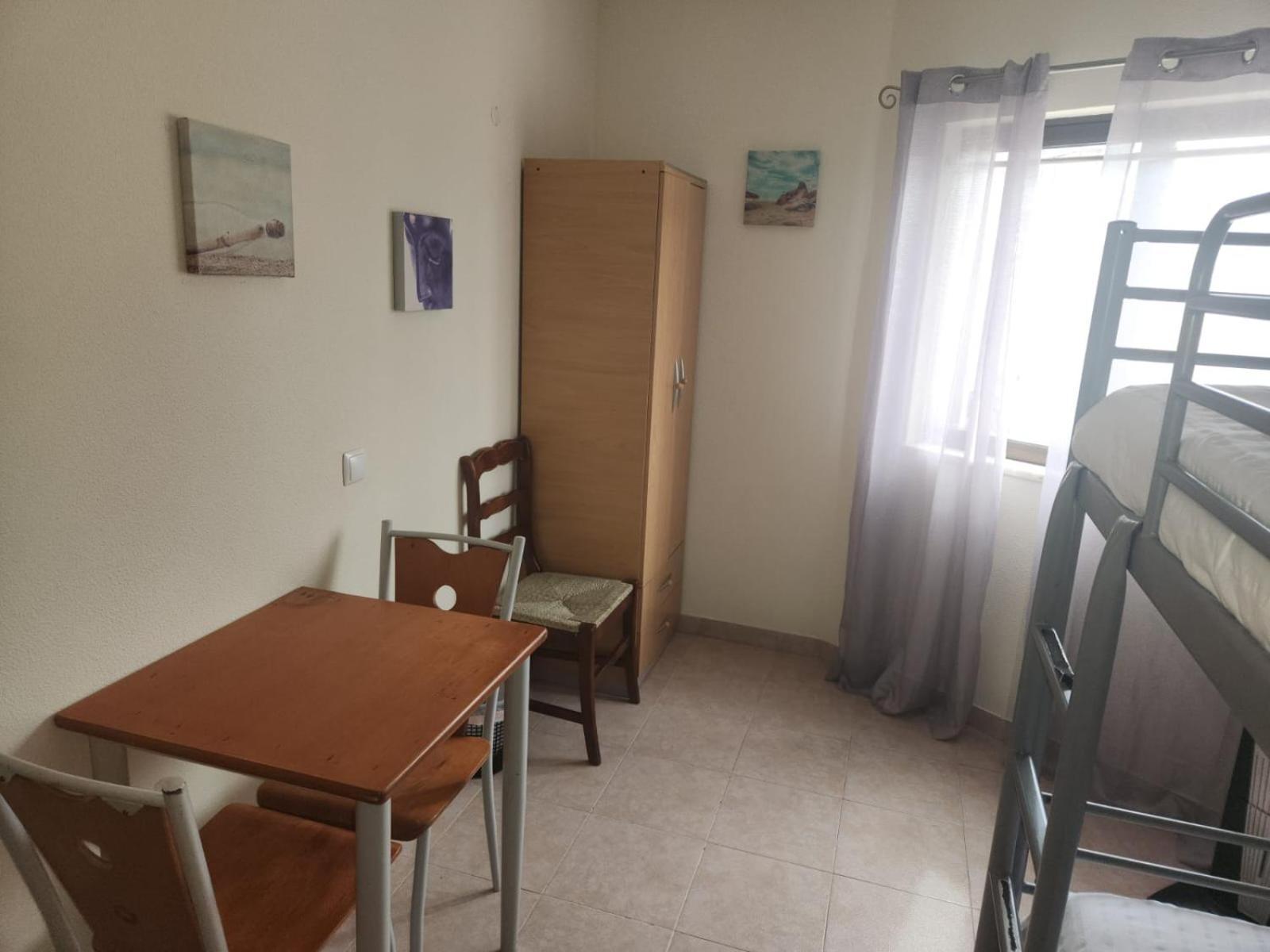 Ostello Sunny House Lagos Esterno foto